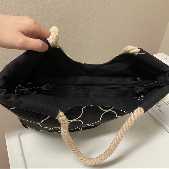 QUATREFOIL CANVAS TOTE BAG - Picture 6 of 13